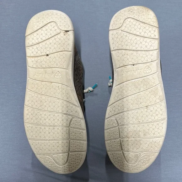 Ariat Embossed Brown Leather Hilos with Turquoise Accents - Picture 5 of 6